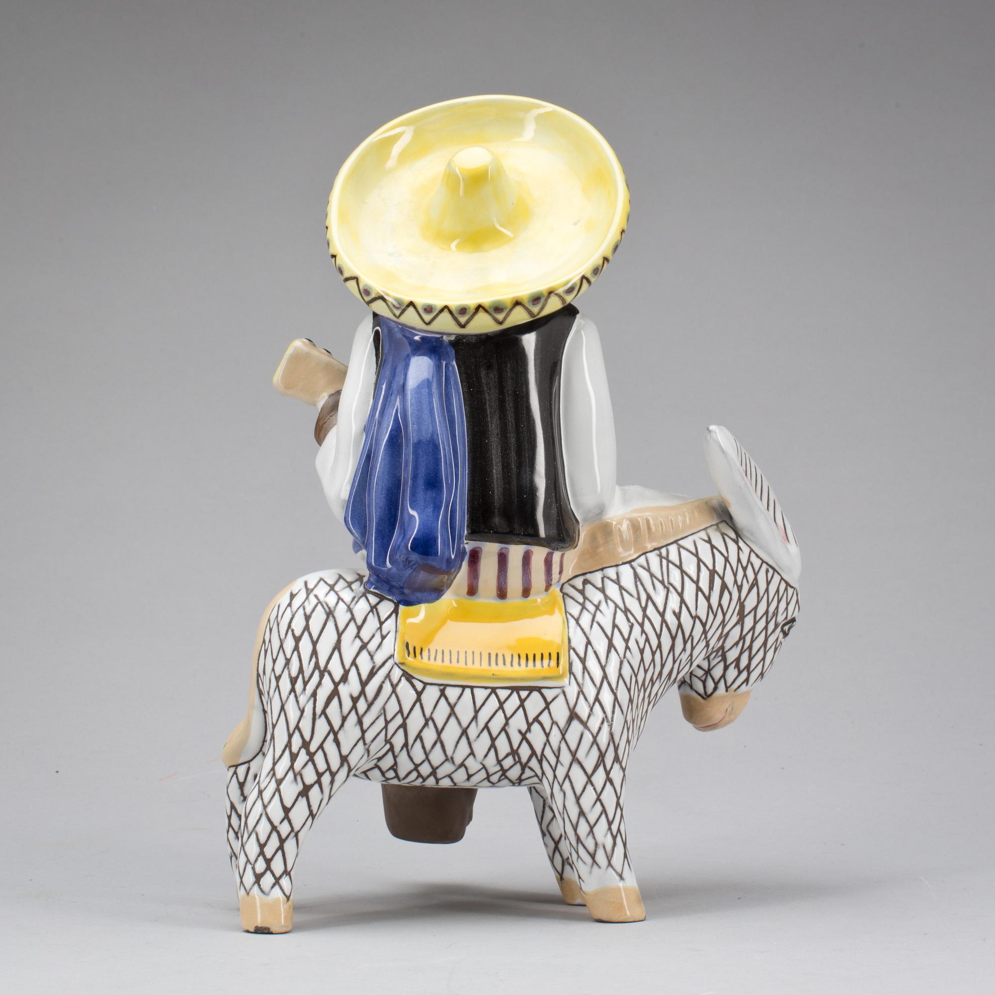 FIGURIN, keramik, Dorothy Clough, Upsala-Ekeby.