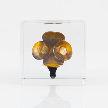 Oiva Toikka, annual glass cube 1996, signed Oiva Toikka, Nuutajärvi 1996, 399/2000.