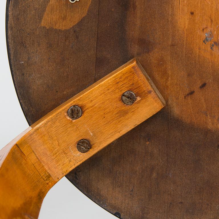 Alvar Aalto, jakkarapari, malli 60, O.Y. Huonekalu-ja Rakennustyötehdas A.B, Finmar, Suomi, 1934–39.