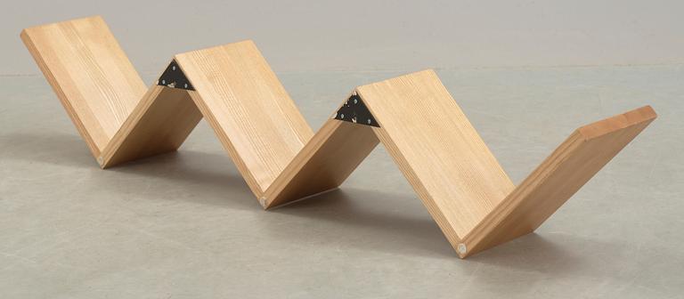 VÄGGHYLLA, Jonas Bolin, "Zink", Källemo Ab, Värnamo.