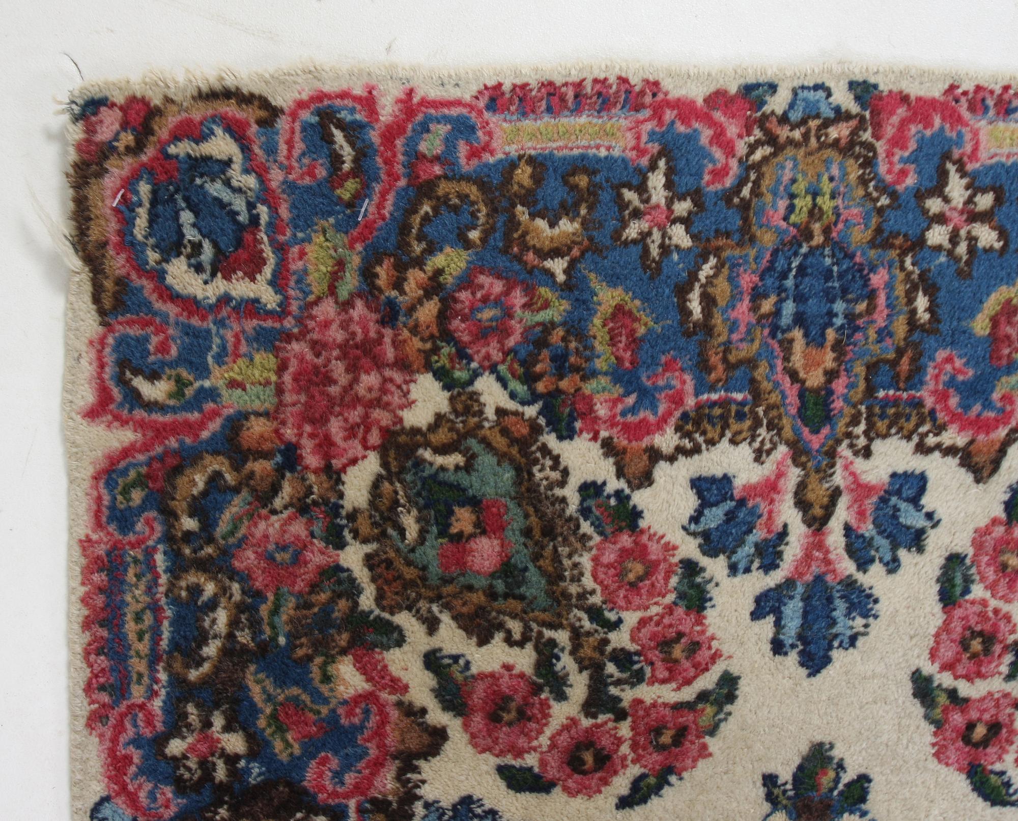 MATTA, orientalisk. 110 x 59.
