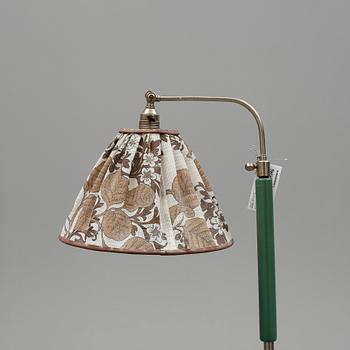 GOLVLAMPA, 1900-talets första hälft.