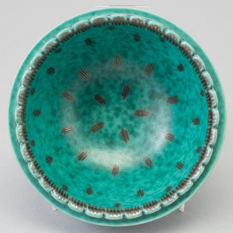 WILHELM KÅGE, an 'Argenta' stoneware bowl from Gustavsberg, 1954. Sample.