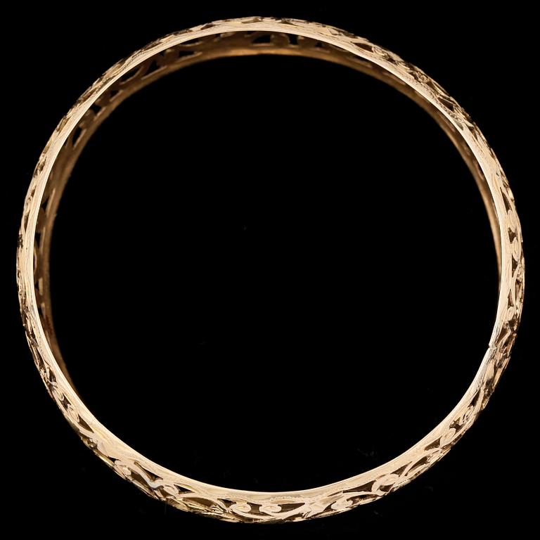 ARMRING, guld 18k, otydlig utländsk stämpel, 1900-tal. Vikt ca 23 gram.