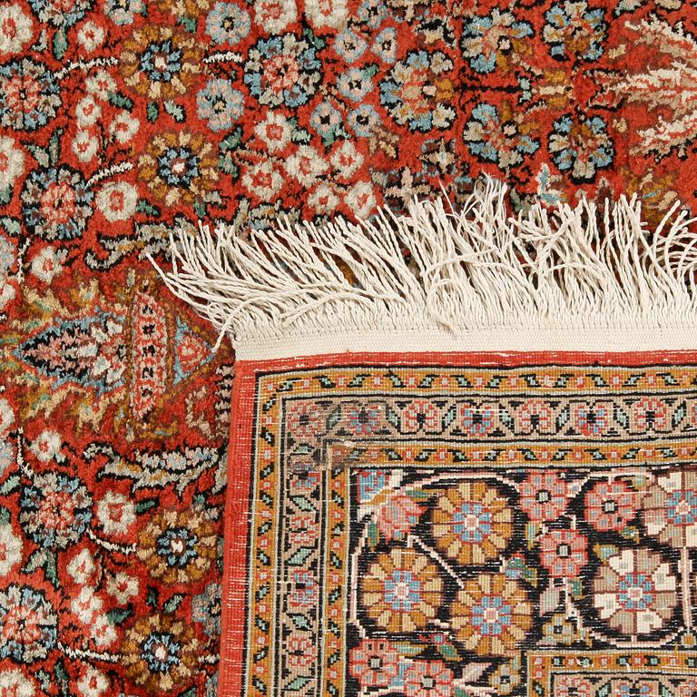 MATTA, isfahan, silke, 157x93 cm, 1900-talets andra hälft.