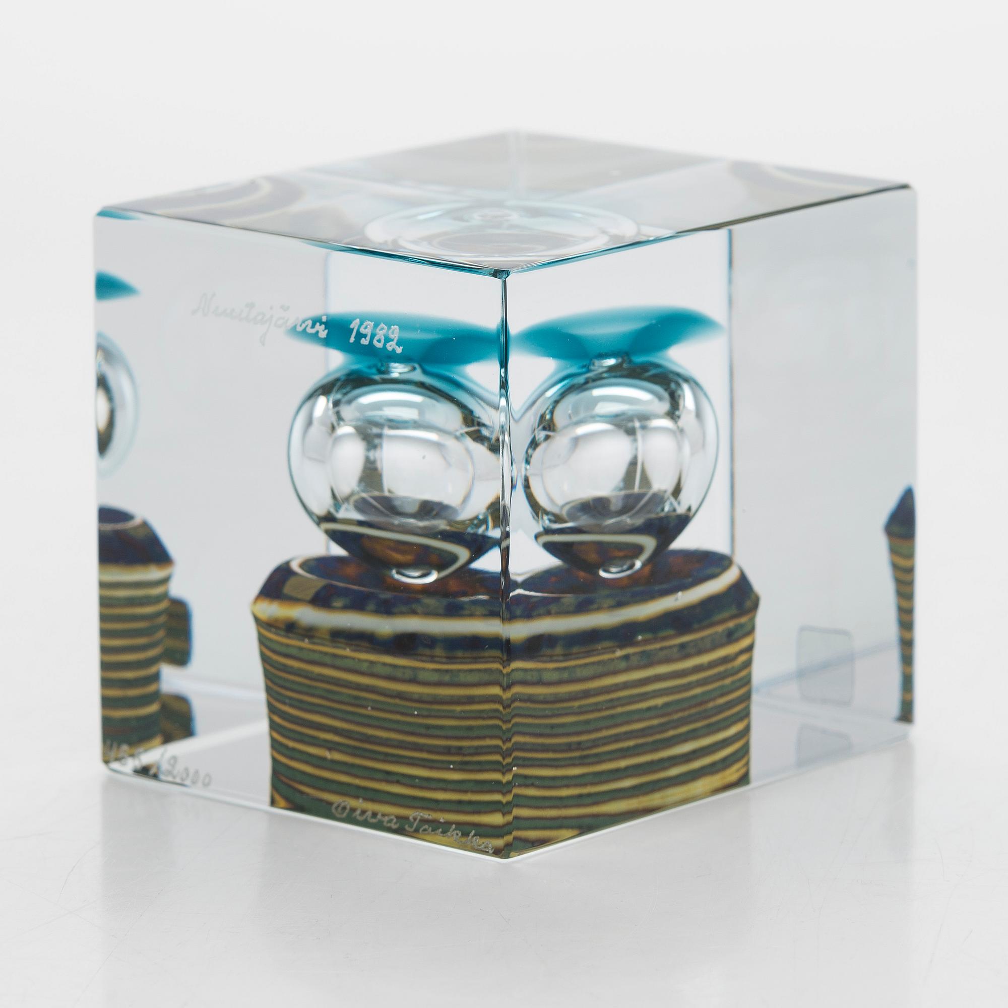 工芸品  oiva toikka Annual Cube 1991 Oiva Toikka for Nuutajarvi Annual Cube Glass Paperweight S/N