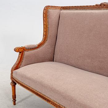 Soffa, Louis XVI-stil,  1900-talets första hälft.