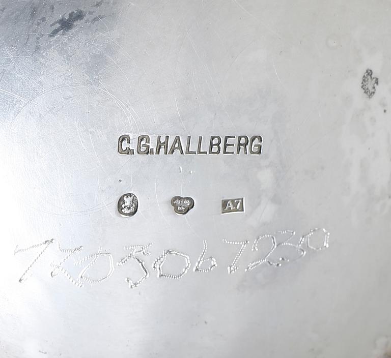 KAFFESERVIS, 3 snarlika delar, silver, GAB och CG Hallberg Stockholm 1903-1911. Total vikt ca 1145 gram.