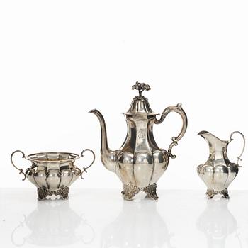 A 3-piece Swedish silver coffee service, marks of A.G. Dufva, Stockholm 1922.