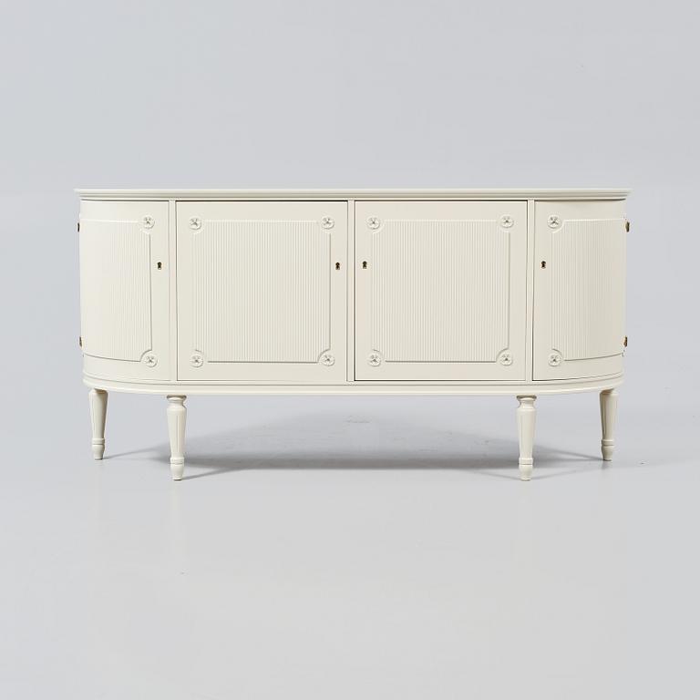 SIDEBOARD, gustaviansk stil, 1900-talets andra hälft.
