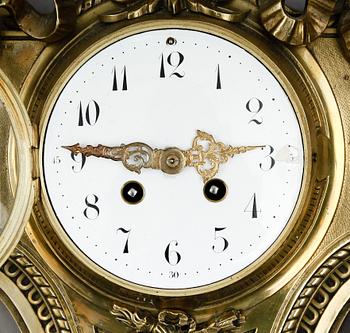 VÄGGUR, brons, Louis XVI-stil, 1900-talets första hälft.