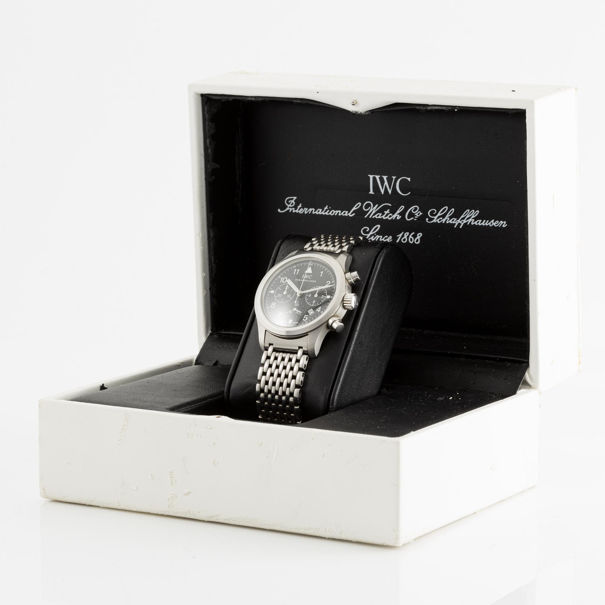IWC, Schaffhausen, Pilot's chronograph, Mecaquartz, wristwatch, chronograph, 36 mm.