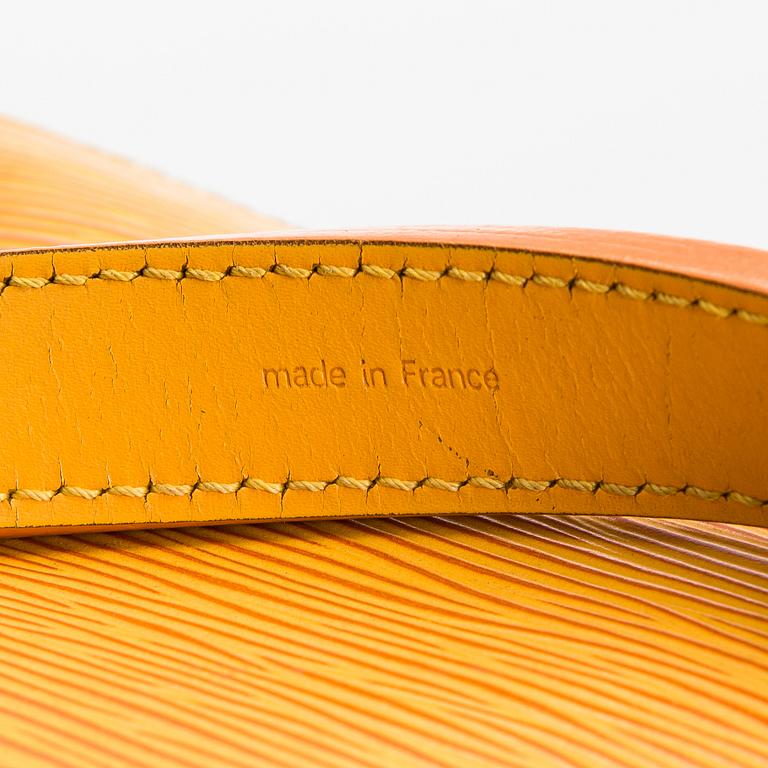 Louis Vuitton, a 'Epi Petit Noé' bag.