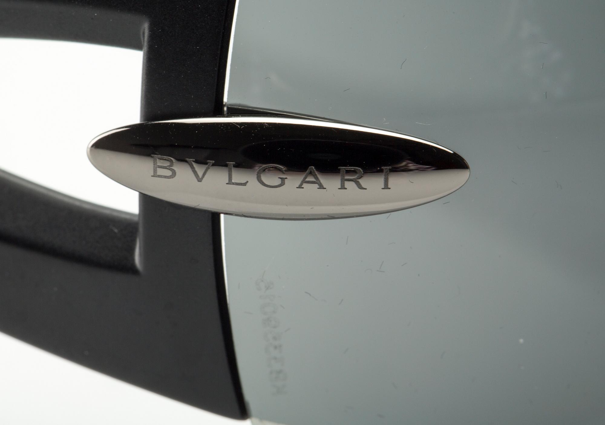 SOLGLASÖGON, Bvlgari.