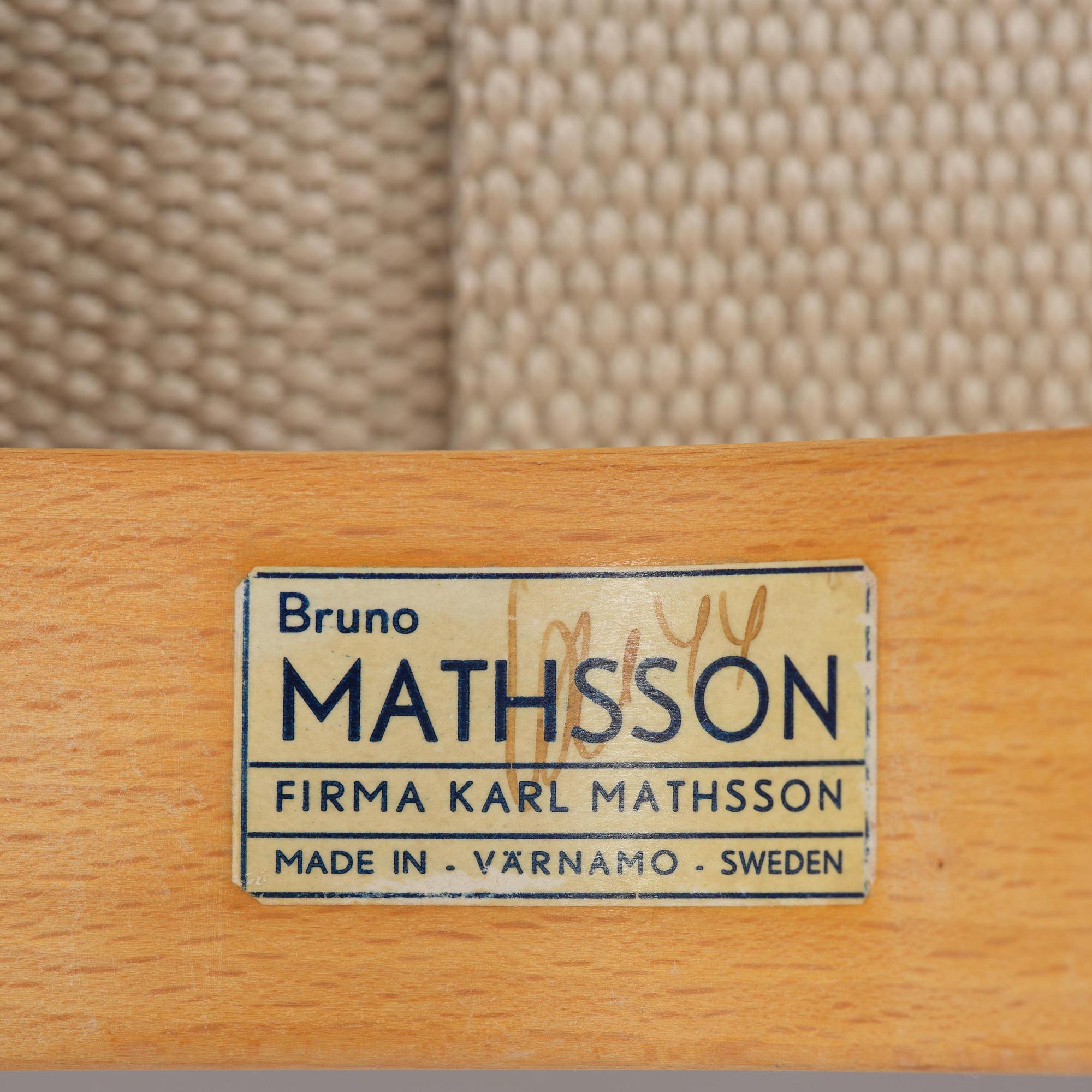 Bruno Mathsson, a "Pernilla 3" lounge chair, Firma Karl Mathsson, Värnamo, Sweden, 1940s.