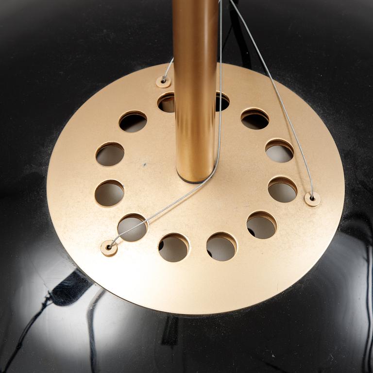A pair of celing lights, LEDS-C4.