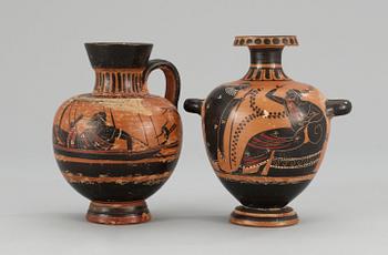 1040. VASER, två stycken, keramik. Grekland.