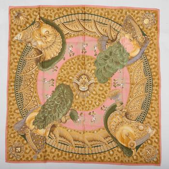SCARF, "Casques et Plumes", Hermès.