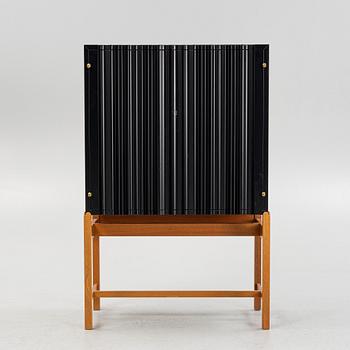 Josef Frank, cabinet 2192, "Corrugated Cabinet", Svenskt Tenn, Sweden, post 1985.