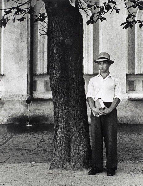 Georg Oddner, "Studenten eller mannen med boken"(The student or the man with the book), 1955.