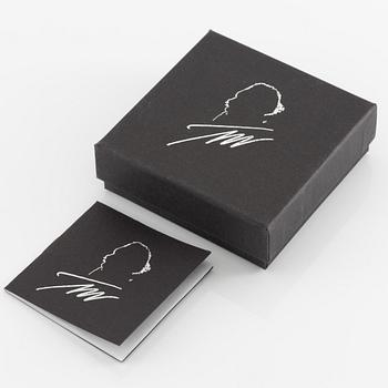 Tapio Wirkkala, ett par örhängen "Omena", sterlingsilver, för Kultakeskus.