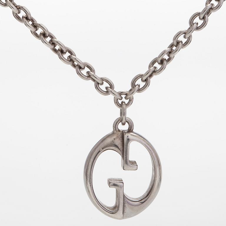 Gucci, a sterling silver 'Interlocking G' necklace.