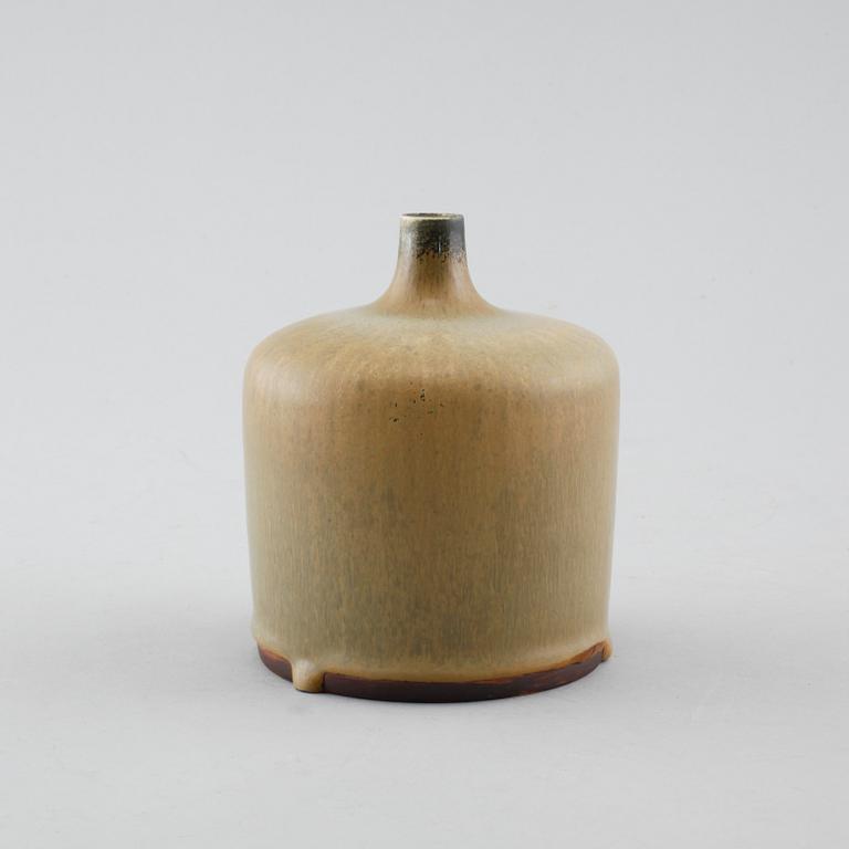 Unique stoneware vase by CARL-HARRY STÅLHANE, Rörstrand, signed, third quarter of the 20th century.