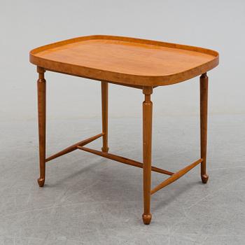 JOSEF FRANK, sidobord, modell 974 "Tebordet", Firma Svenskt Tenn, formgivet 1938.