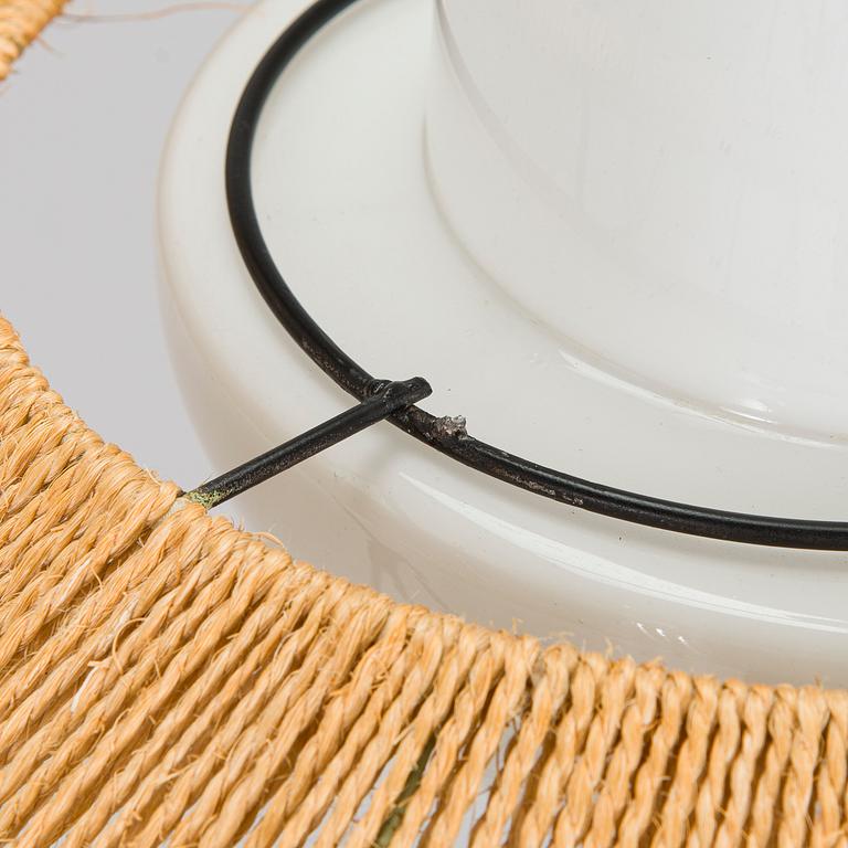 Paavo Tynell, taklampa modell 1602, Idman 1900-talets mitt.