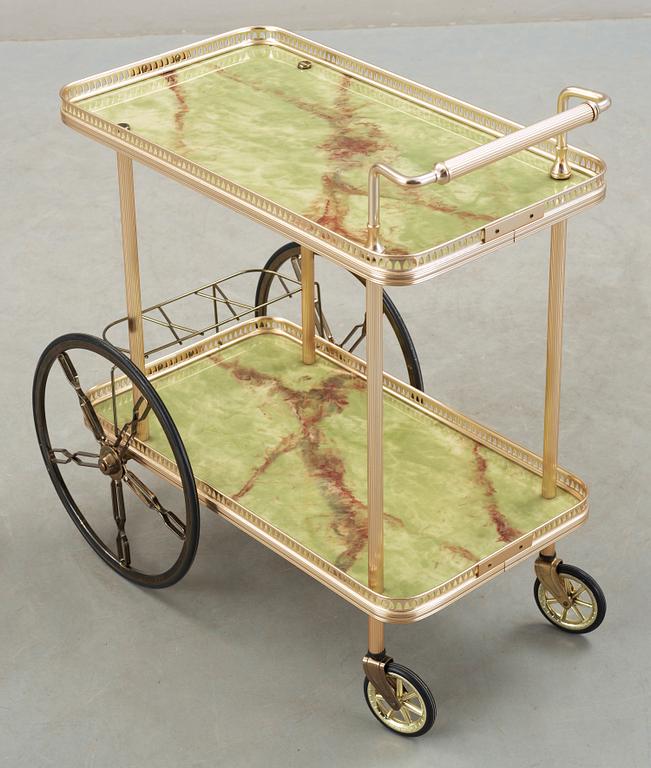 SERVERINGSVAGN, 1900-talets sista kvartal.