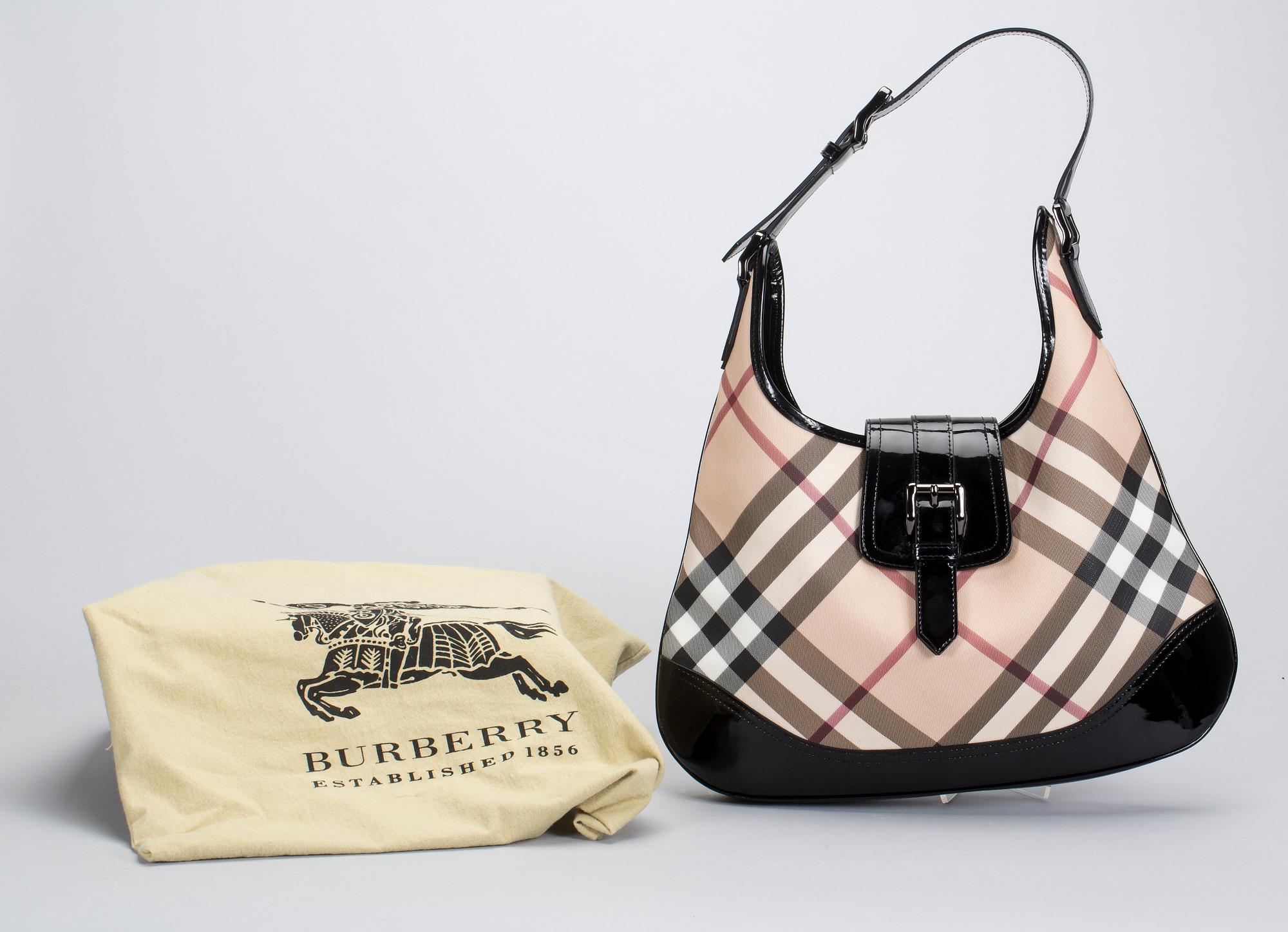 VÄSKA, Burberry.