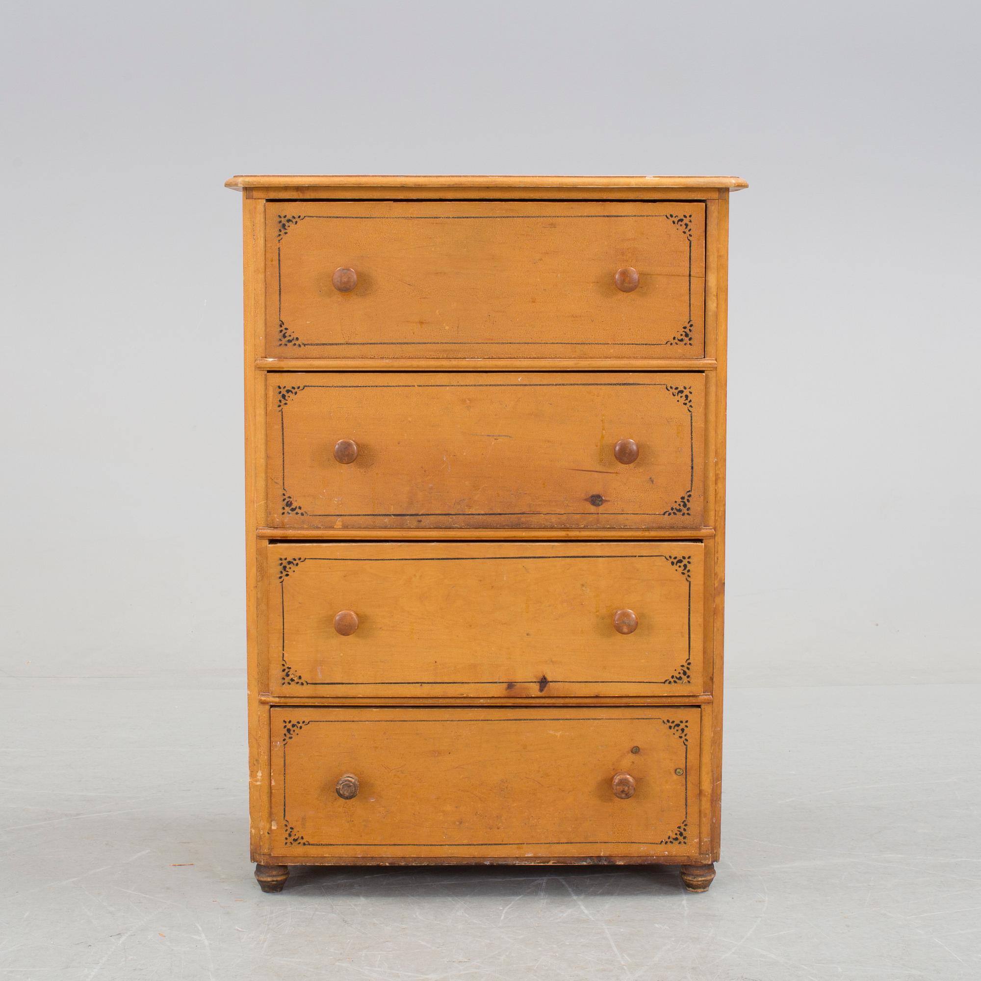 An early 20th century children's chest of drawers, produced by Gemla FAB, Diö, Sweden.