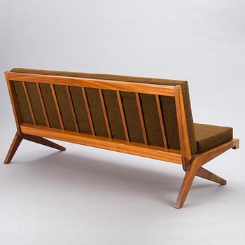 OLAVI HÄNNINEN,  soffgrupp, 3 delar, "Bumerang", tillverkare HMN Huonekalu Mikko Nupponen, Lahtis, 1960-tal.