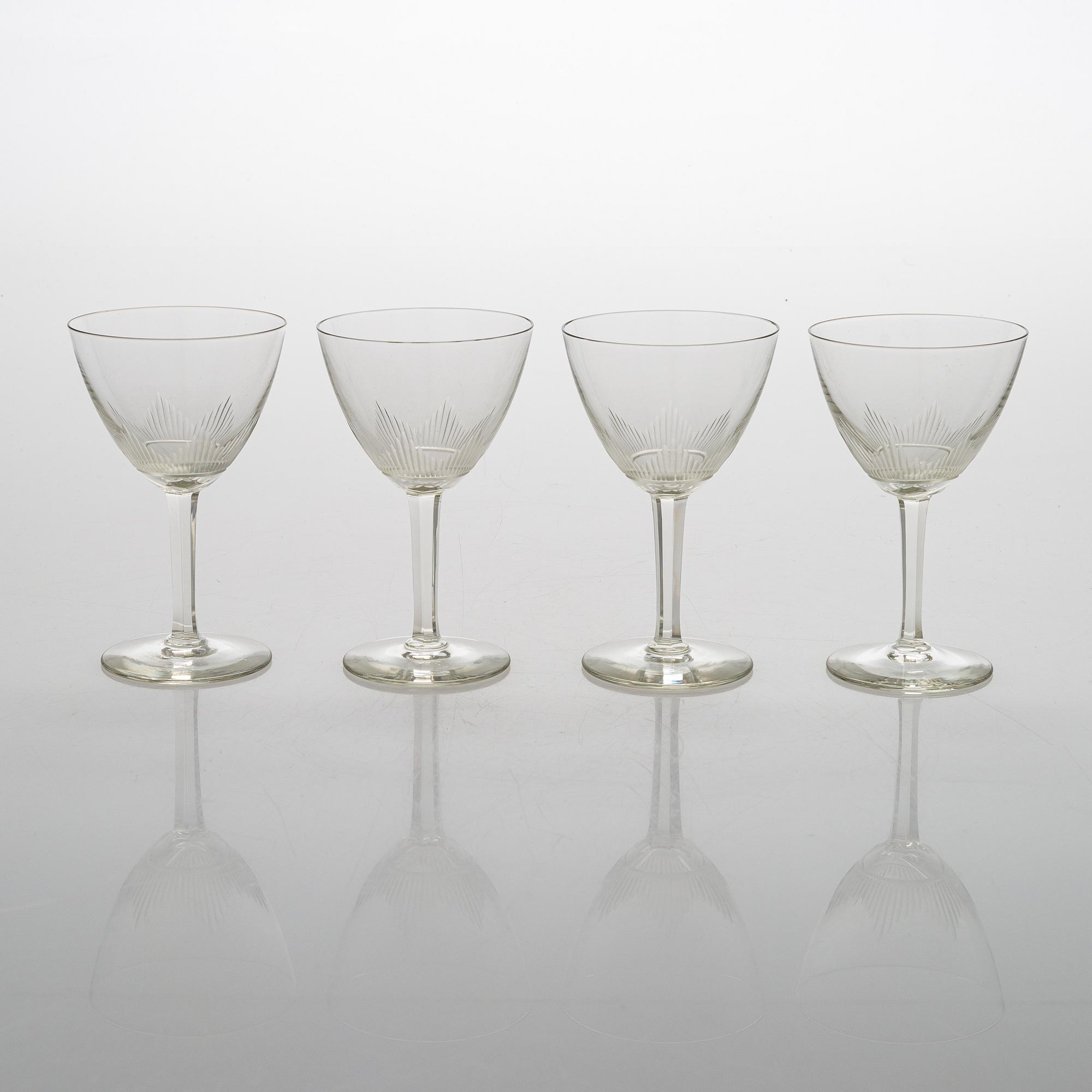 A 1940's  30-piece glassware, 'Marjatta' for Iittala.