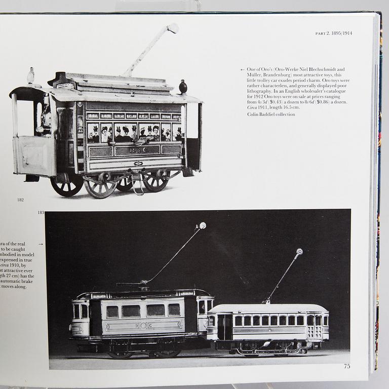 BÖCKER, 5 stycken, leksakslitteratur, bland annat "The Art of the Tin Toy".