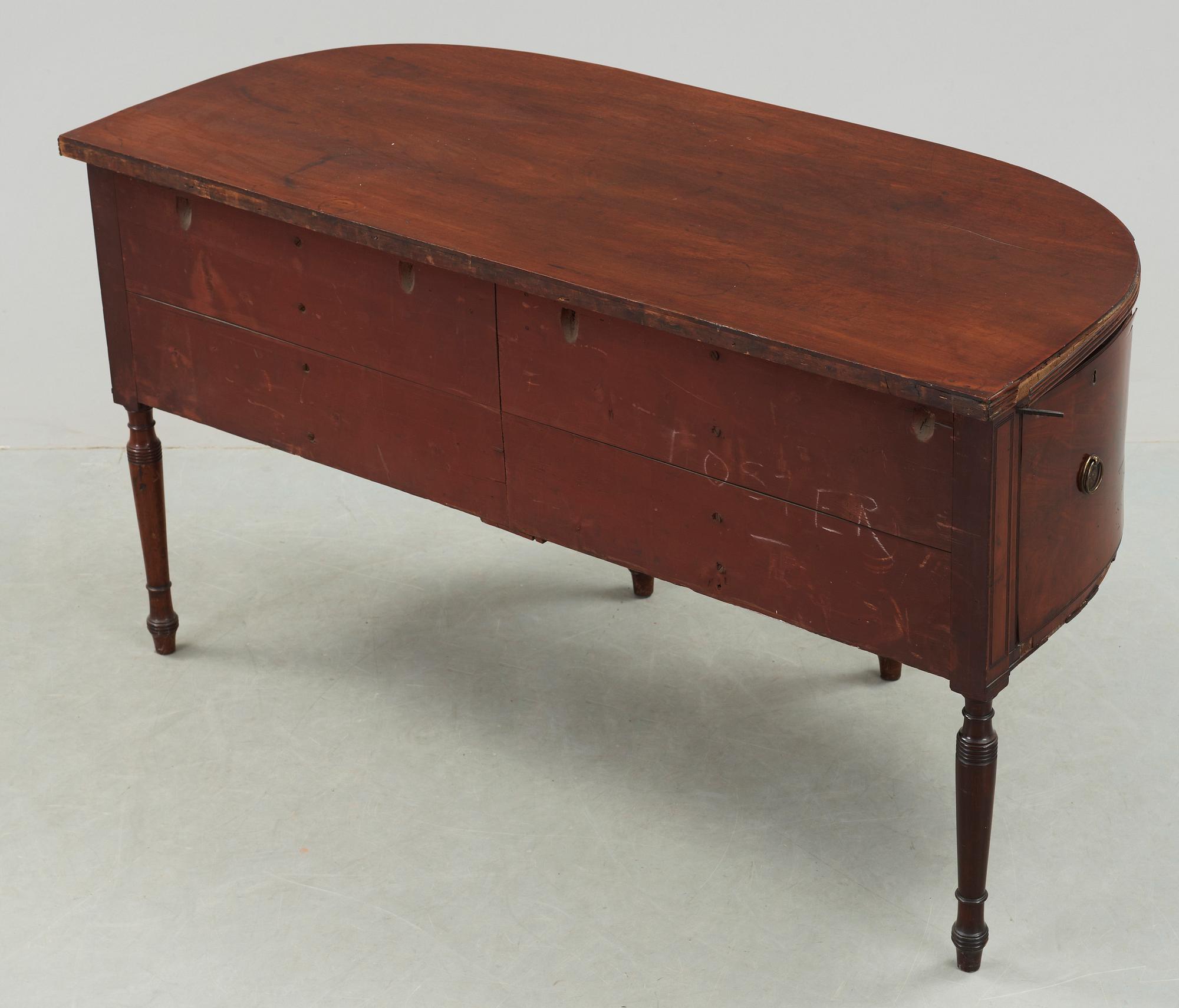 SIDEBOARD, England, 1900-talets början.