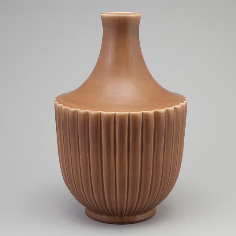 EWALD DAHLSKOG, a ceramic vase from Bo Fajans, signed ED.