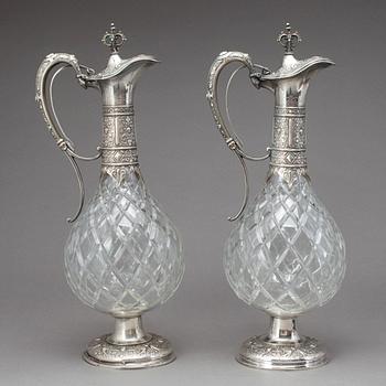 KARAFFER, silver och glas, ett par, Tyskland. Nyrenässans. 1877.