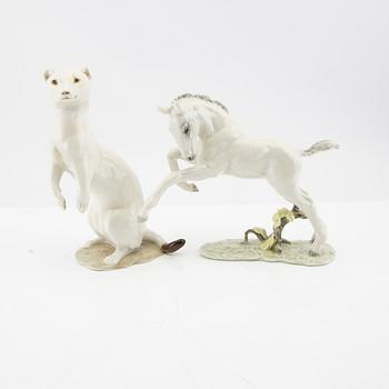 Figurines 2 pcs Hutschenreuther Germany mid-20th century porcelain.