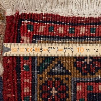 Matta, Heris, ca 330 x 234 cm.