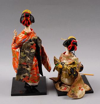 DOCKOR, 2 st, plast och textil, Japan, sent 1900-tal.