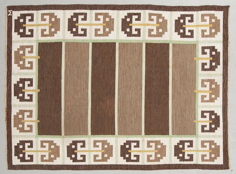 MATTA, rölakan, monogramsignerad W. Ca 239 x 174 cm.