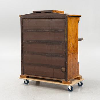 Chiffonier, Karl Johan, first half of the 19th century.