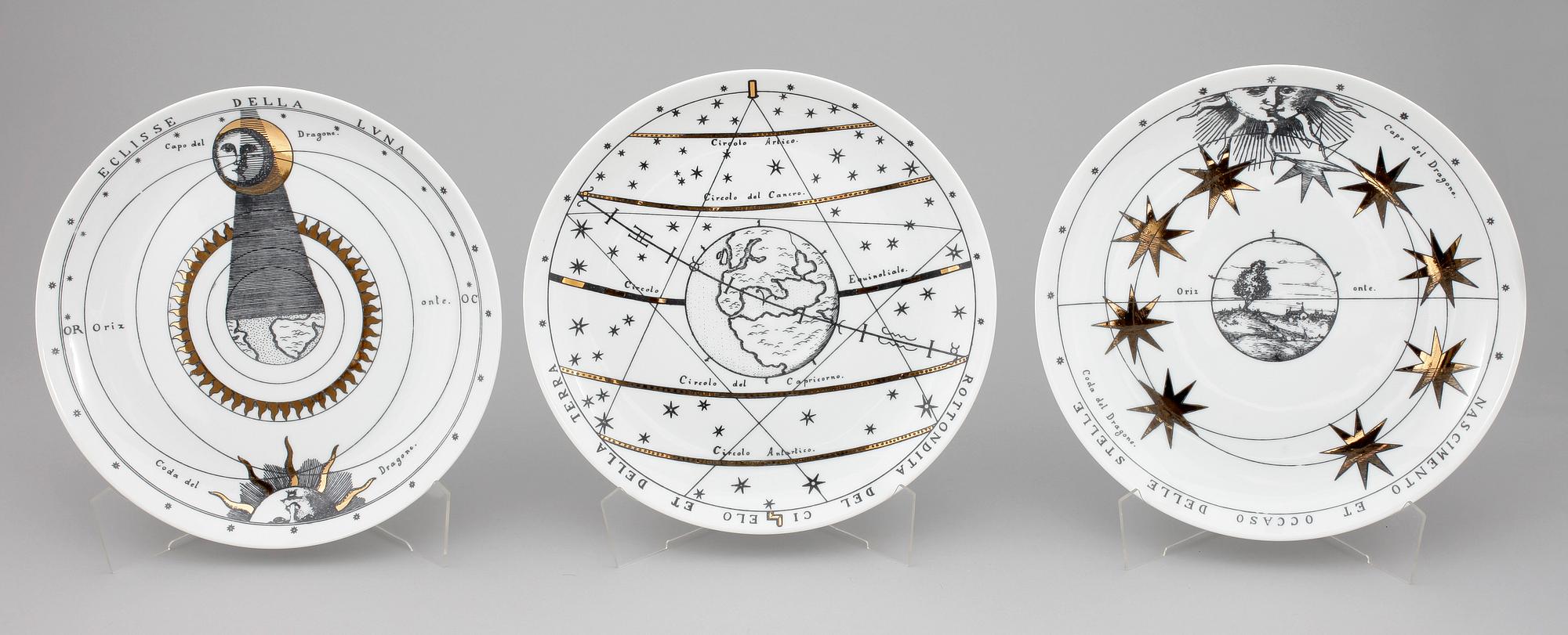 TALLRIKAR, 6 st, porslin, "Astronomici", Fornasetti, 1900-talets andra hälft.