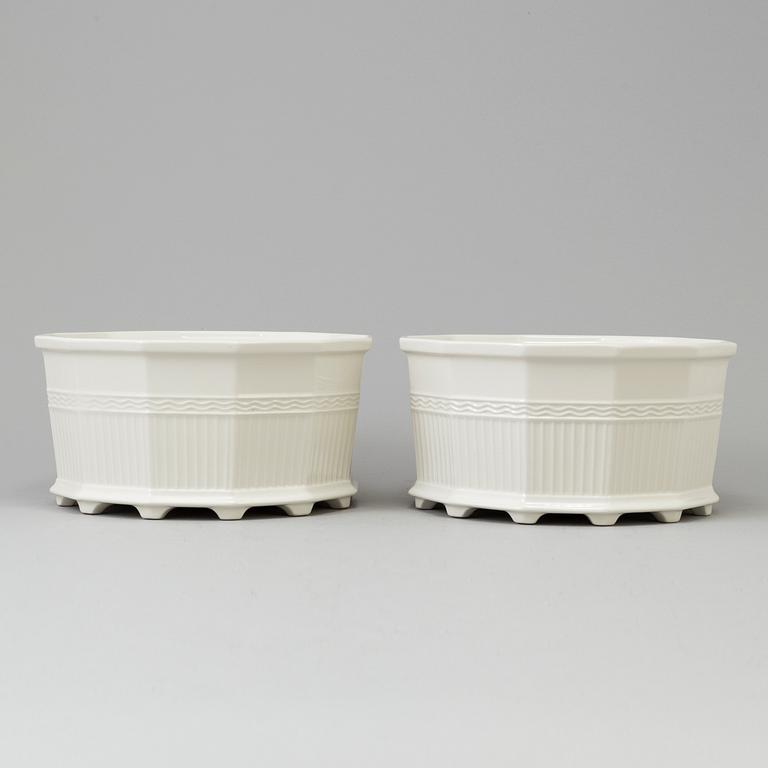 2 "Waldemarsudde" flowerpots, Prins Eugen for Gustavsberg.