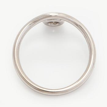 Tiffany & Co, Elsa Peretti, sormus, "Diamonds by The Yard", platinaa ja briljanttihiottu timantti.