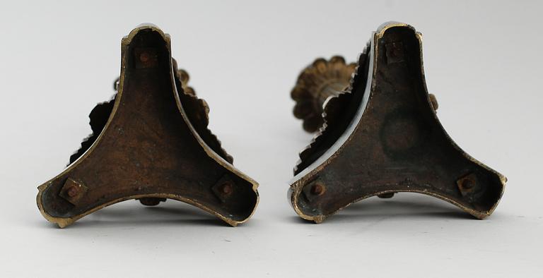 LJUSSTAKAR, 1 par, brons, senempire, 1800-talets första hälft.