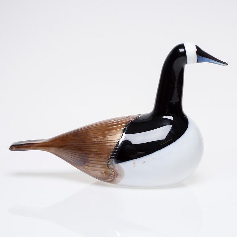 FIGURIN, glas, signerad och numrerad, O. Toikka Nuutajärvi 643/2000.