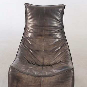 AN LOUNGE CHAIR "THE ROCK" GERARD VAN DEN BERG, MONTIS.