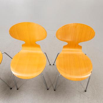 Arne Jacobsen, Arne Jacobsen, stolar, 4 st, "Myran", Fritz Hansen daterade 1981.